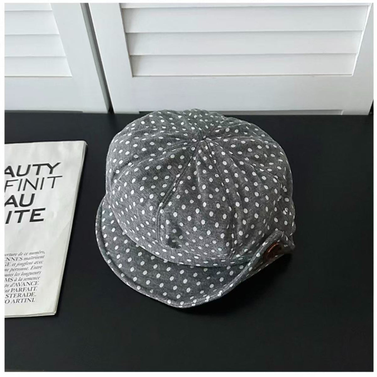 Women's Vintage Polka Dot Newsboy Cap - image 1
