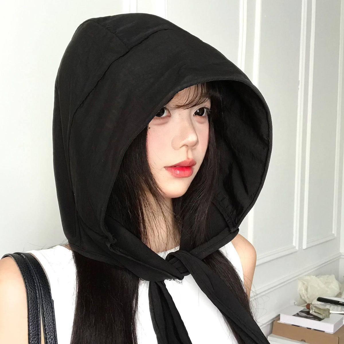 Women's 2-in-1 Cotton Hood Hat & Crossbody Bag - image 8